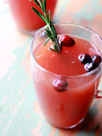 Slow Cooker Rosemary-Cranberry Mulled Cider
